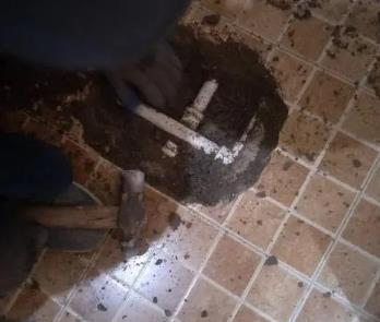 平顶山市卫生间漏水维修公司为您分享下卫生间渗水如何处理及注意事项